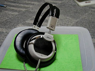 �C���[�X�s�[�J�[�r�q�|�T